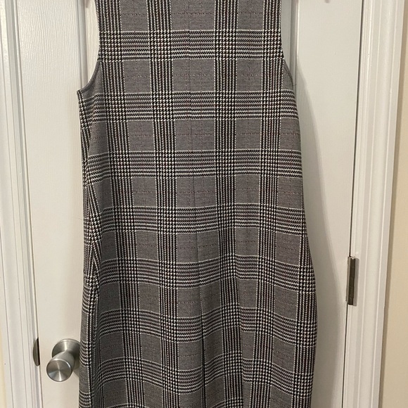 Styling for work. - Picture 2 of 2